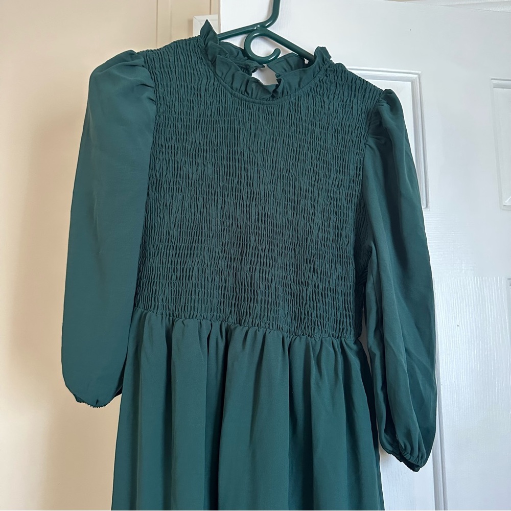 Roolee Emerald Green Smock Long Sleeve Midi Dress - Picture 2 of 3